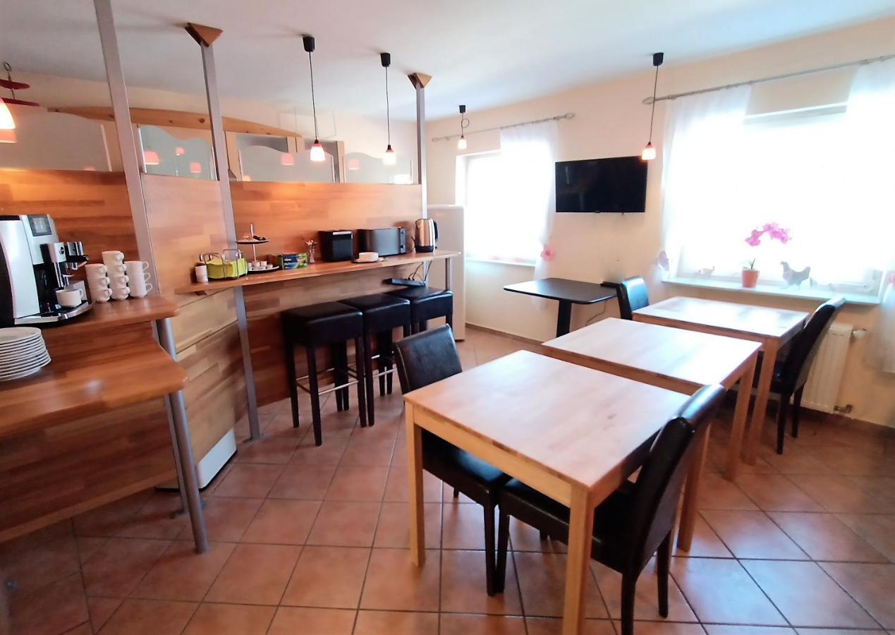 Bodensee Gaestehaus Tettnang Albergo Exterior foto