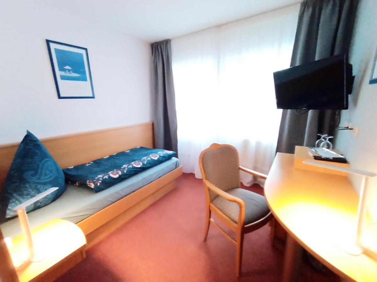 Bodensee Gaestehaus Tettnang Albergo Exterior foto